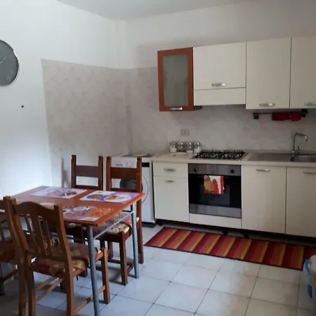 Vacanza O Lavoro Apartment